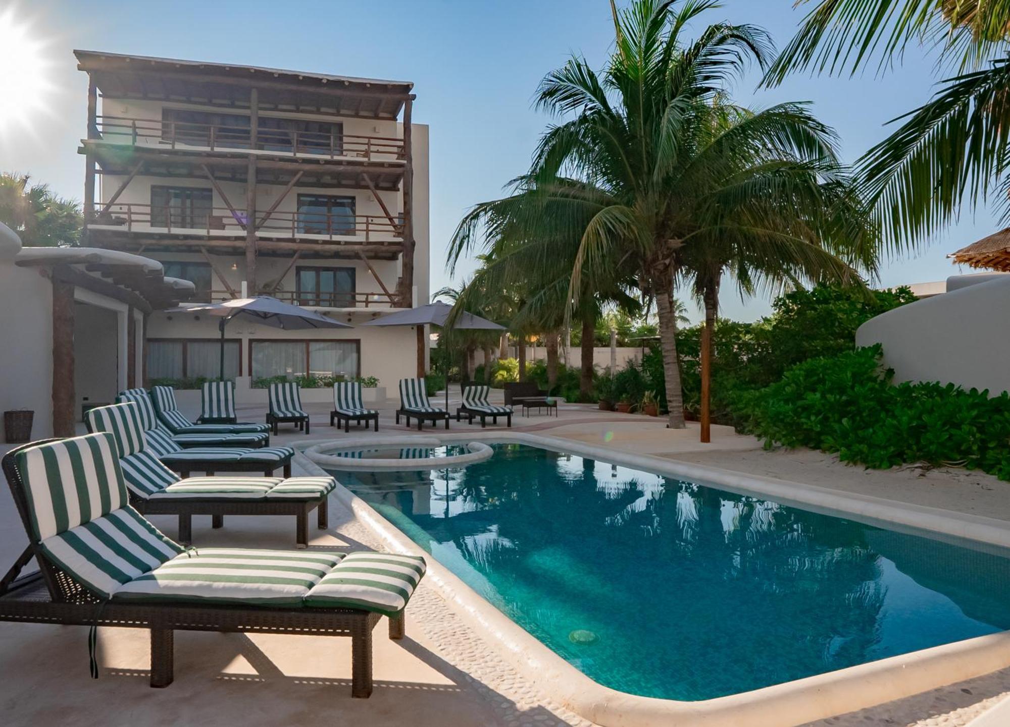 Beach Front Hotel Boutique Dk House Isla Holbox Kültér fotó