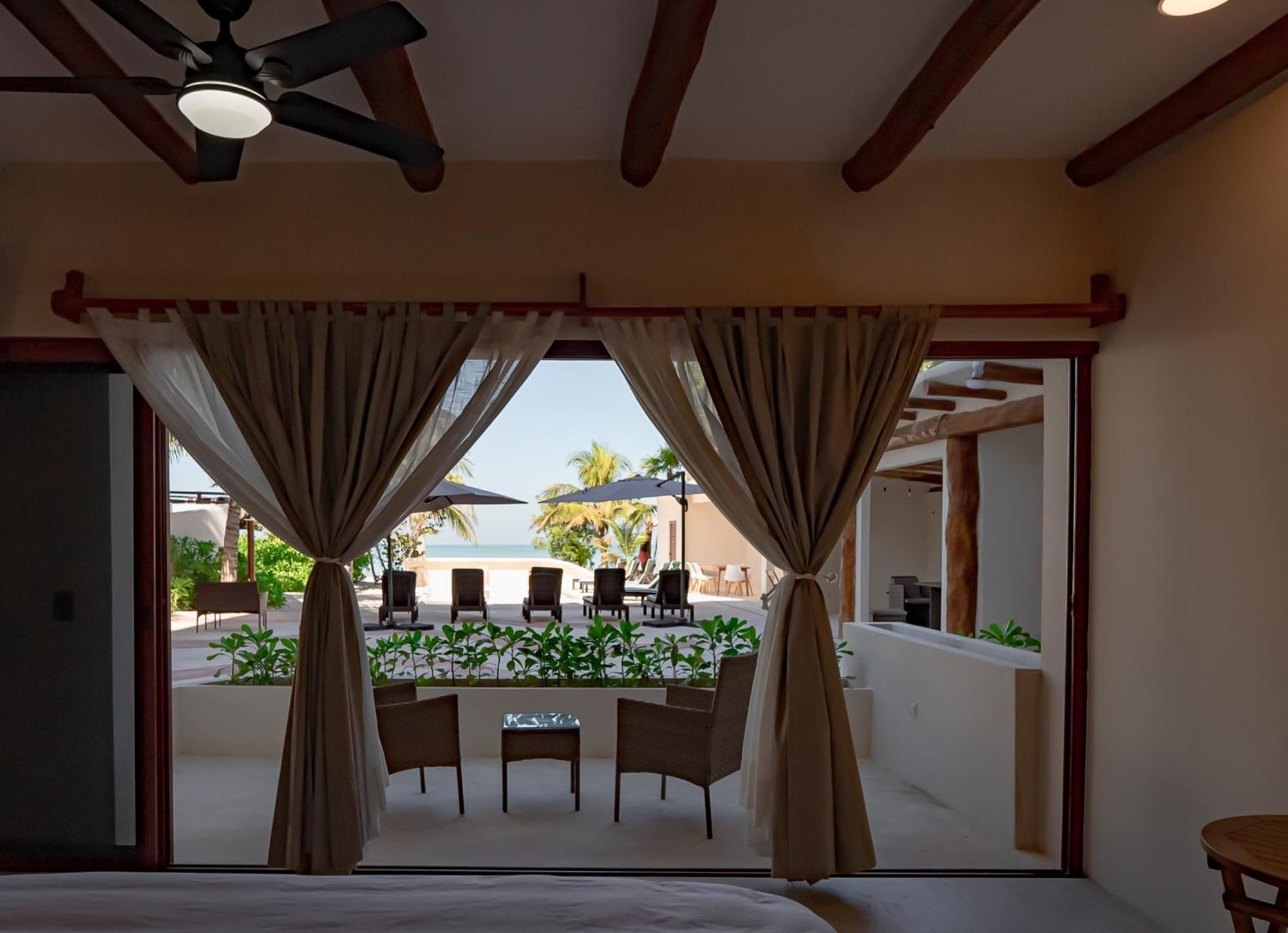 Beach Front Hotel Boutique Dk House Isla Holbox Kültér fotó