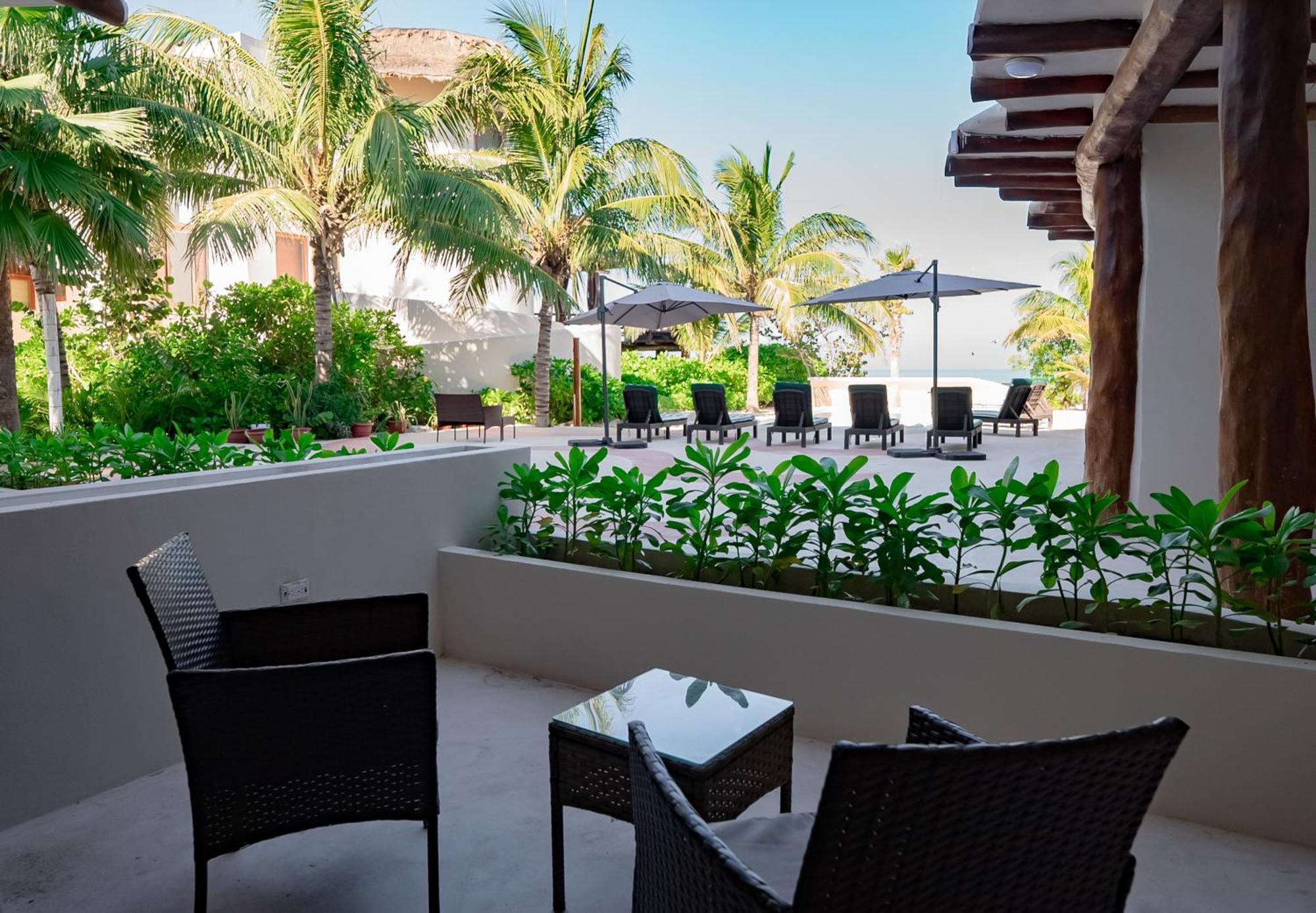 Beach Front Hotel Boutique Dk House Isla Holbox Kültér fotó