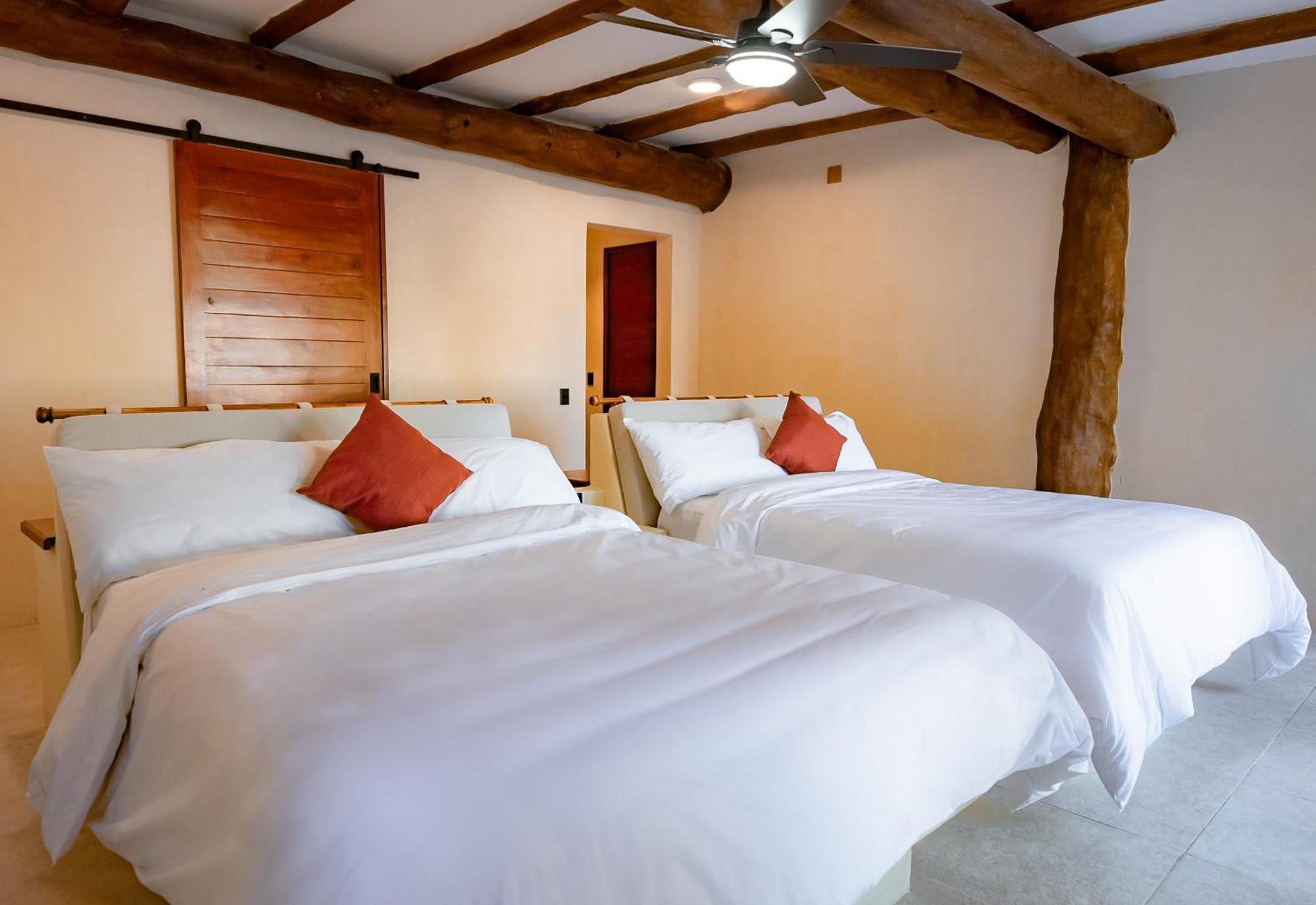 Beach Front Hotel Boutique Dk House Isla Holbox Kültér fotó